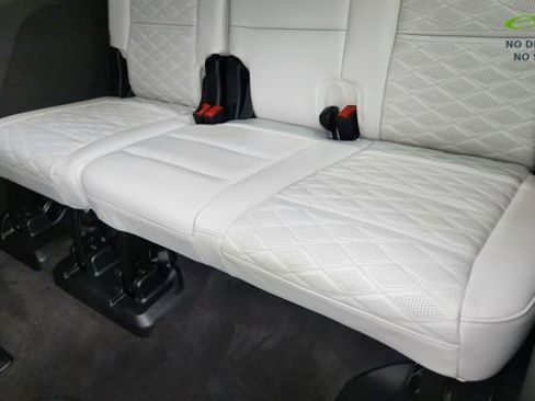 Used 2026 Cadillac Escalade Platinum Sport AWD/4WD image 31