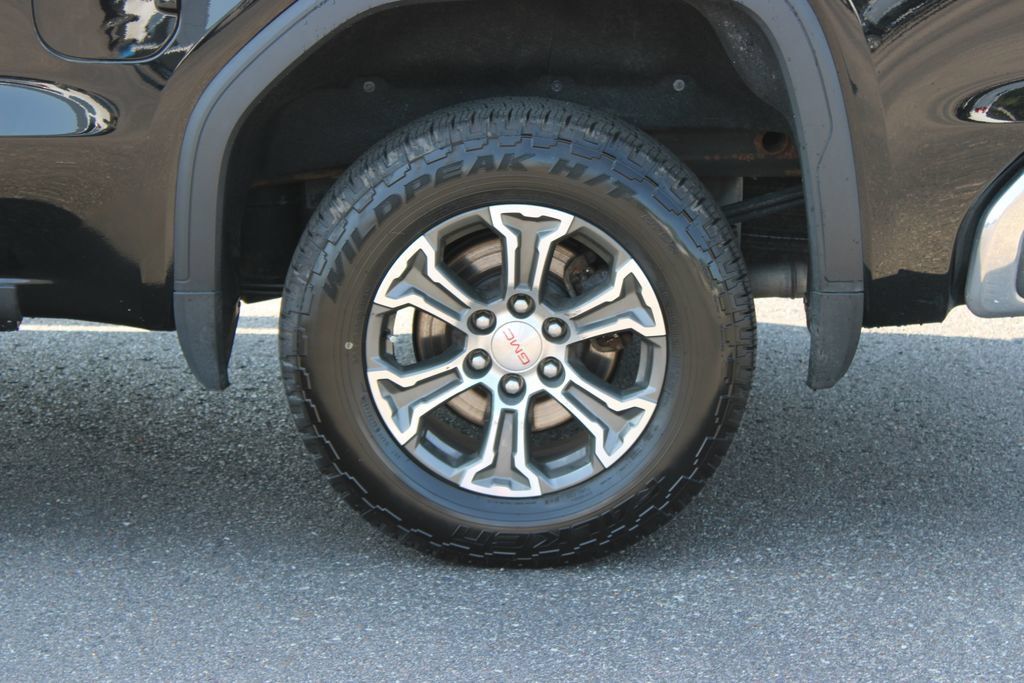 Used 2020 GMC Sierra 1500 SLT w/ SLT Convenience Package AWD/4WD image 18