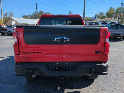 Used 2024 Chevrolet Silverado 1500 ZR2 w/ ZR2 Bison Edition AWD/4WD image 5