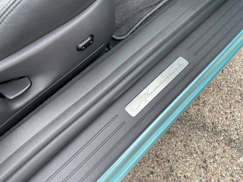 Used 2002 Ford Thunderbird RWD image 13