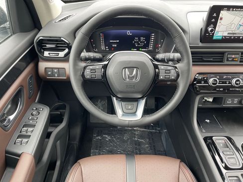 New 2025 Honda Pilot Elite image 19