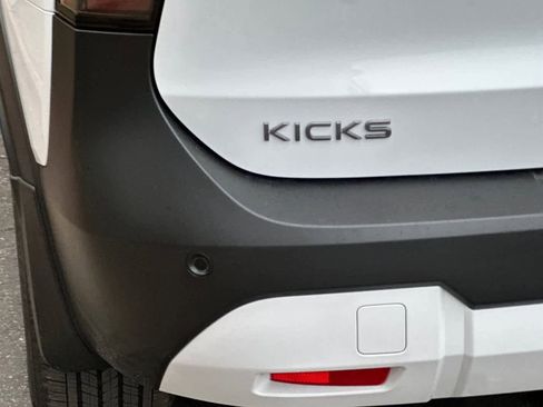 New 2026 Nissan Kicks SV image 33