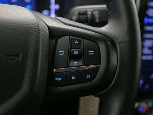 Used 2025 Ford Ranger XLT w/ Equipment Group 301A High AWD/4WD image 32
