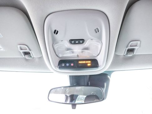 Used 2023 Chevrolet TrailBlazer LS image 31