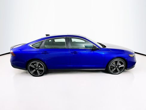 Used 2025 Honda Accord Sport image 10