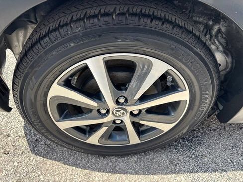 Used 2018 Toyota Prius C Two FWD image 10