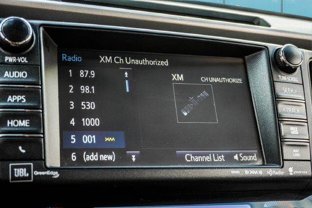 Used 2018 Toyota RAV4 Limited w/ Advanced Technology Package AWD/4WD image 24