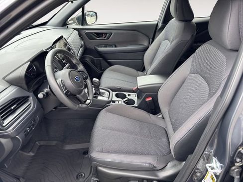 Certified 2025 Subaru Forester Premium AWD/4WD image 9