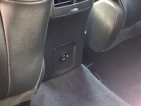Used 2022 Ford Escape SEL w/ SEL Stealth AWD Package image 33