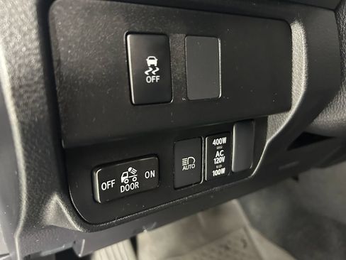 Used 2023 Toyota Tacoma TRD Sport AWD/4WD image 16