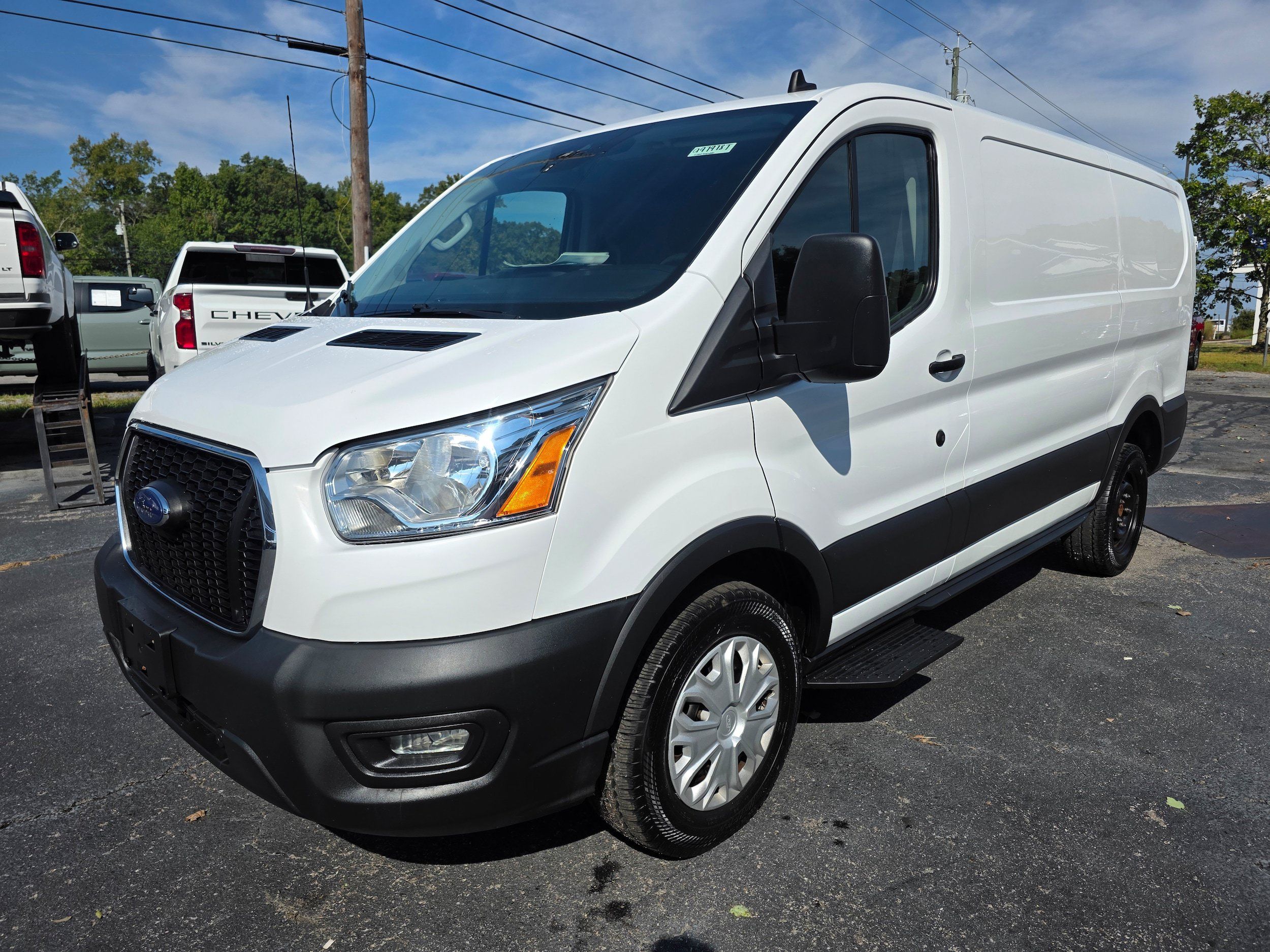 Used 2021 Ford Transit 250 Low Roof RWD image 1
