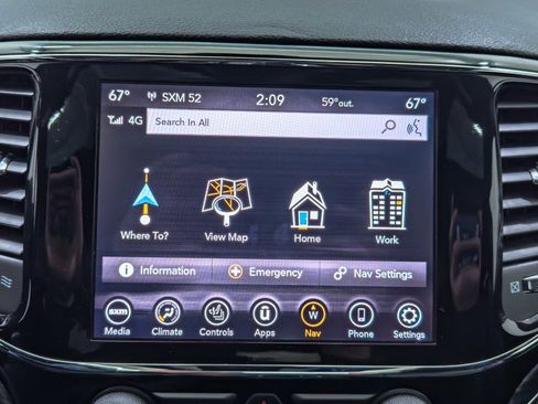 Used 2021 Jeep Grand Cherokee Limited image 36