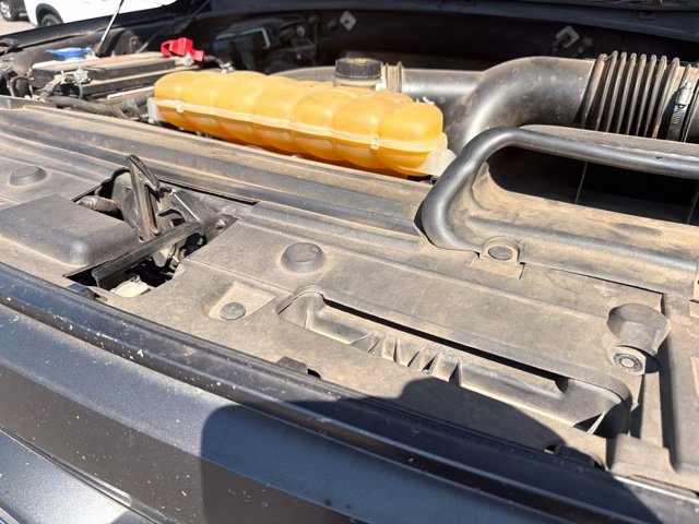 Used 2016 Ford F150 Lariat w/ Equipment Group 502A Luxury AWD/4WD image 17