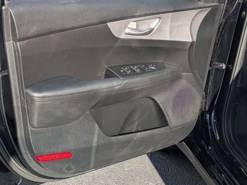 Used 2024 Kia Forte LX image 10