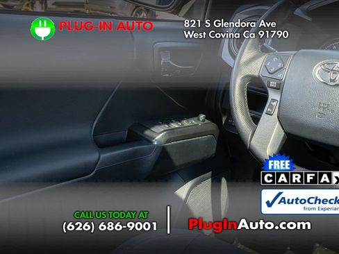 Used 2016 Toyota Tacoma TRD Sport RWD image 13