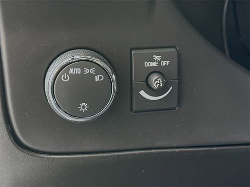 Used 2023 GMC Savana 2500 w/ Driver Convenience Package image 10