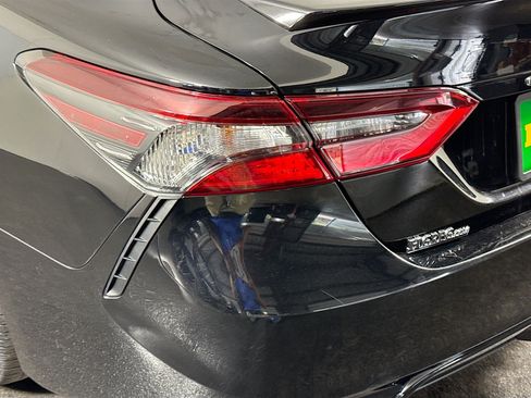 Used 2024 Toyota Camry SE FWD image 35