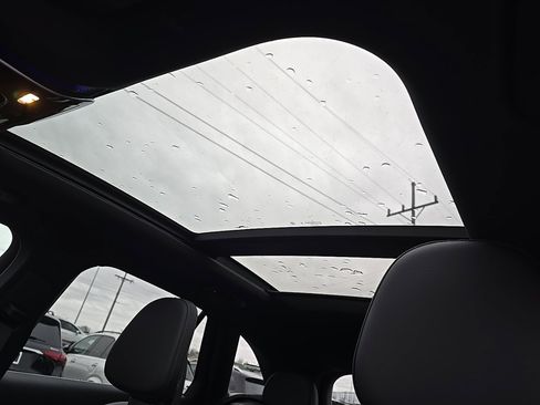 New 2026 Mercedes-Benz GLC 300 4MATIC image 23