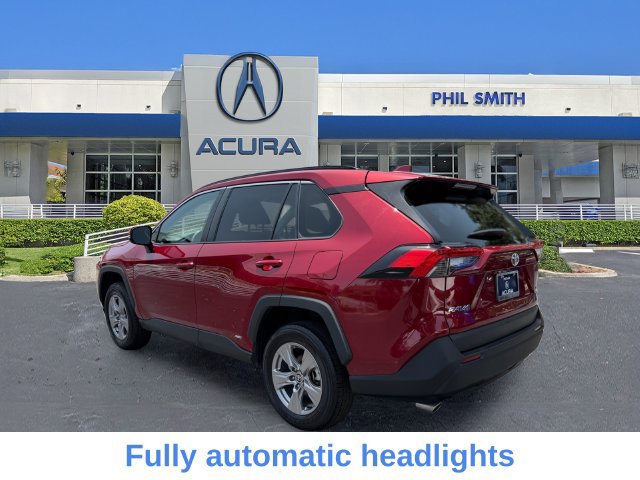 Used 2025 Toyota RAV4 XLE AWD/4WD image 8