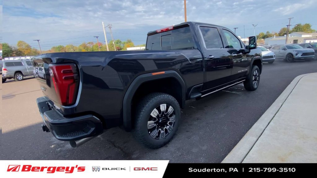 New 2026 GMC Sierra 3500 Denali w/ Denali Reserve Package AWD/4WD image 9