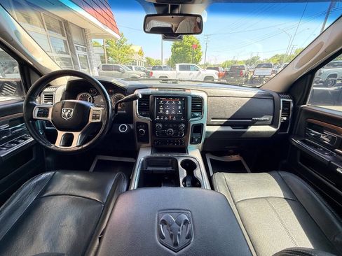 Used 2018 RAM 3500 Laramie w/ Convenience Group image 31