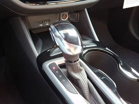 New 2026 Buick Envista Avenir image 11