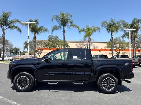 New 2026 Toyota Tacoma TRD Sport AWD/4WD image 4