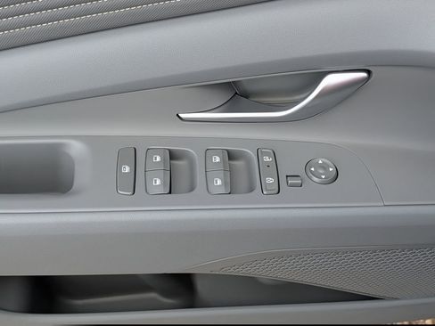 New 2026 Hyundai Elantra SEL Sport Premium FWD image 19