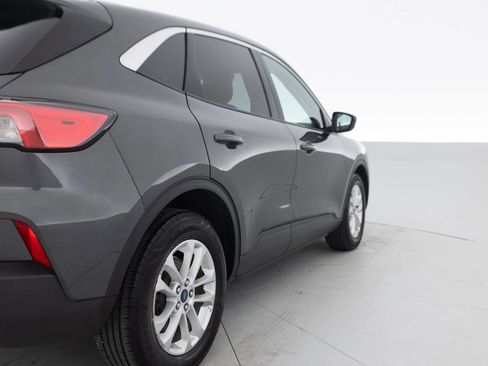 Used 2020 Ford Escape SE FWD image 14