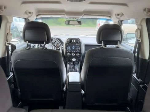 Used 2016 Jeep Patriot Sport w/ Power Value Group AWD/4WD image 16