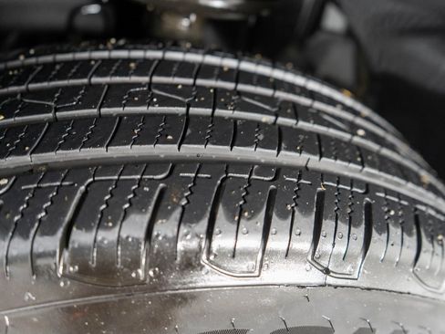 Used 2012 Chevrolet Equinox LT w/ Driver Convenience Package image 24