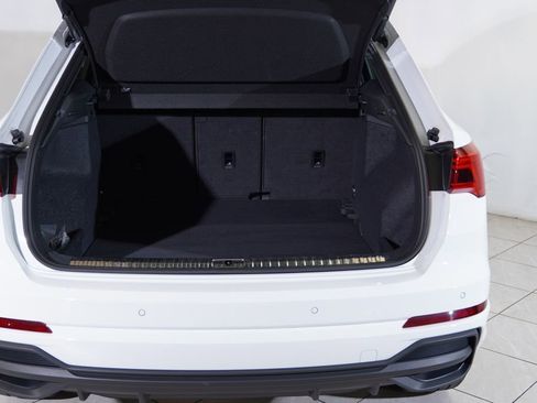 Used 2025 Audi Q3 2.0T Premium w/ Convenience Package image 22