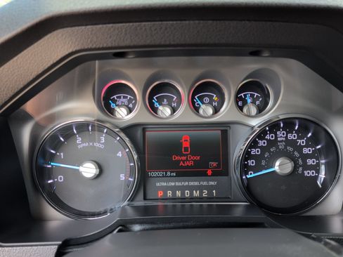 Used 2015 Ford F350 Platinum AWD/4WD image 10