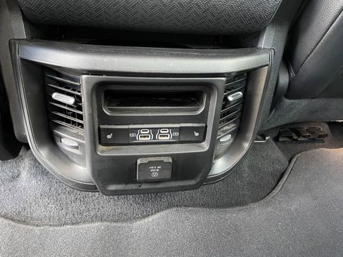 Certified 2025 RAM 1500 Laramie image 38