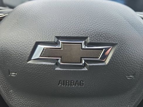 Used 2025 Chevrolet Equinox RS w/ Convenience Package III image 5