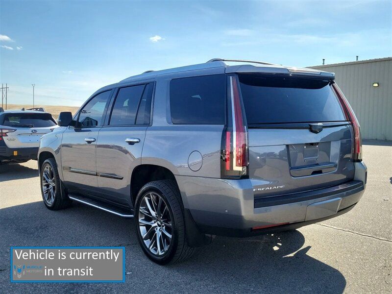Used 2019 Cadillac Escalade Luxury w/ Escalade Sport Edition AWD/4WD image 2