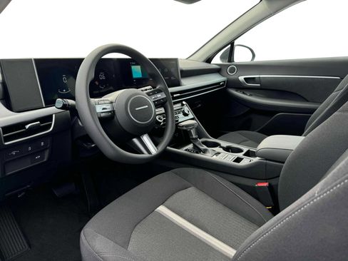 New 2025 Hyundai Sonata SE image 14