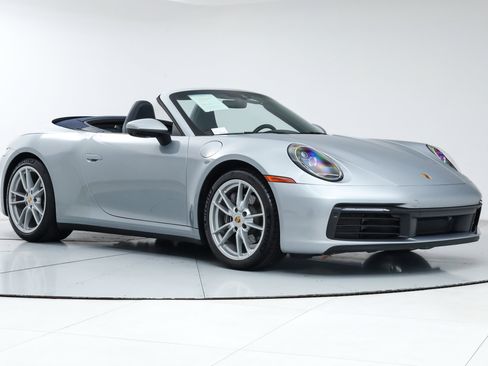 Used 2022 Porsche 911 Carrera image 9