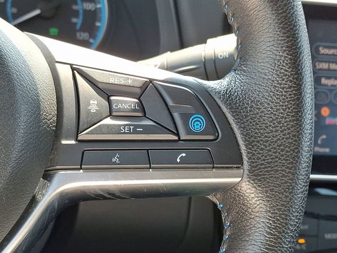 Certified 2022 Nissan Leaf SL Plus image 24