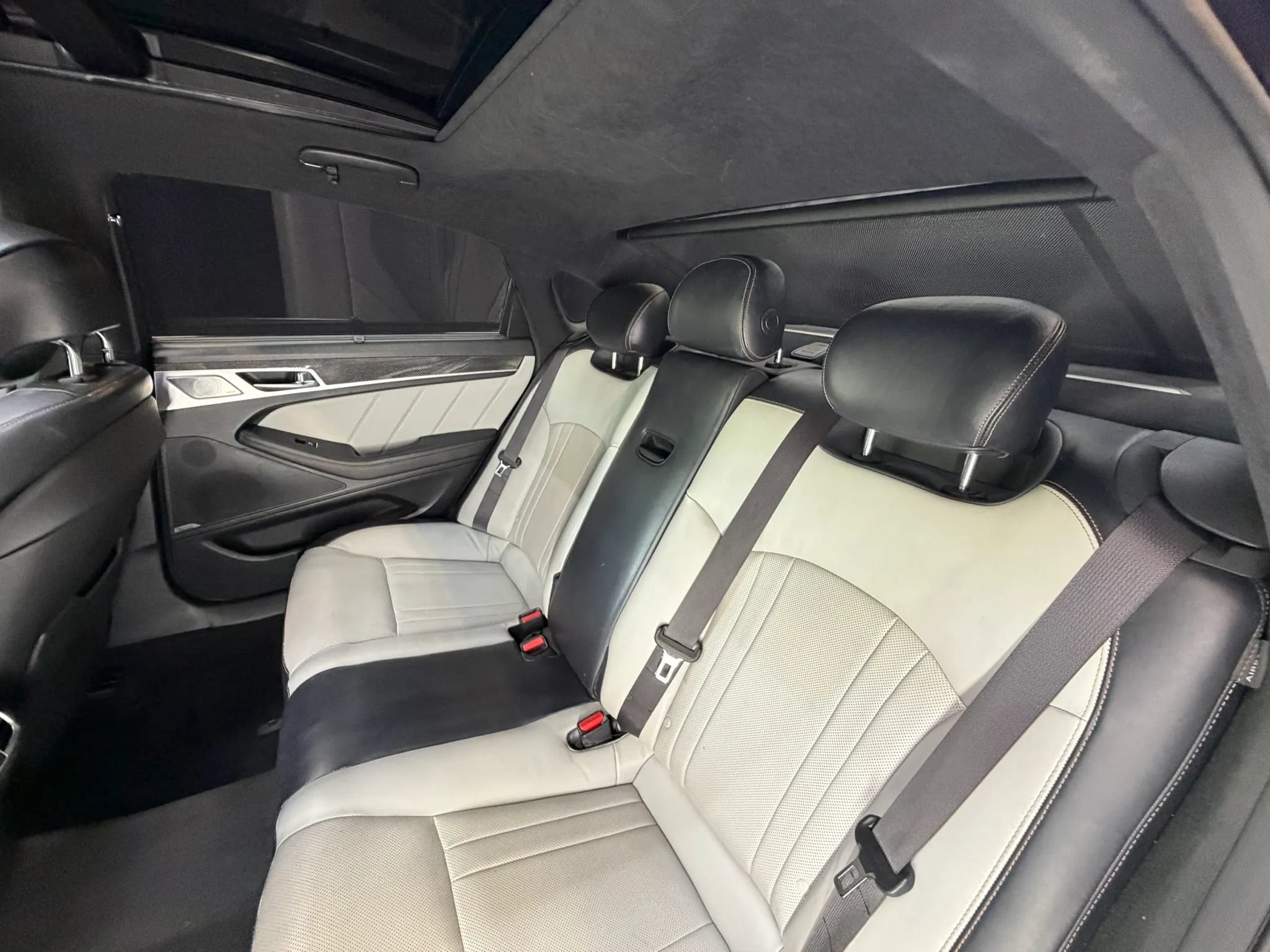 Used 2019 Genesis G80 3.3T Sport RWD image 32