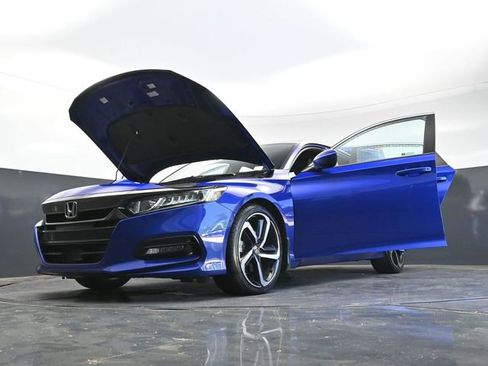 Used 2020 Honda Accord Sport image 44
