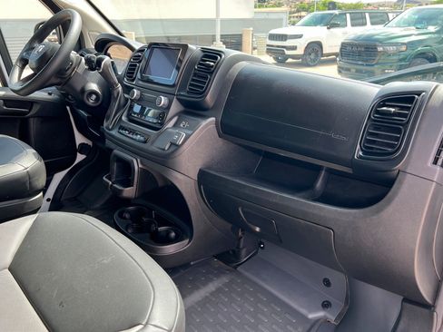Used 2025 RAM ProMaster 2500 w/ Convenience Group FWD image 23
