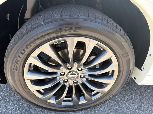 Used 2020 Nissan Armada Platinum w/ Platinum Reserve Package RWD image 15