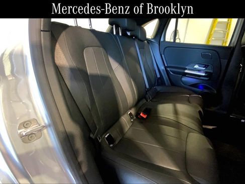 Used 2025 Mercedes-Benz GLA 250 4MATIC image 19