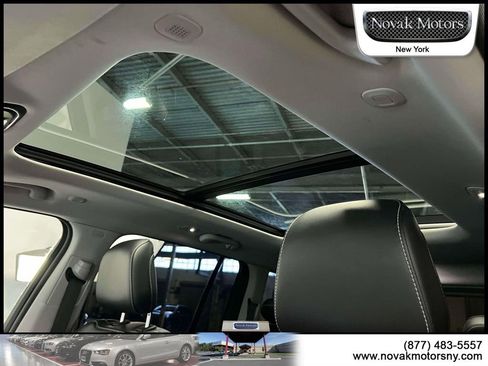 Used 2023 Jeep Grand Cherokee 4WD 4xe image 22