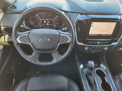 Used 2022 Chevrolet Traverse RS image 26