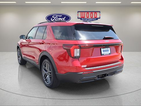 New 2026 Ford Explorer ST-Line w/ ST-Line Street Pack AWD/4WD image 5