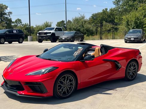 Used 2024 Chevrolet Corvette Stingray Preferred Conv w/ Stealth Interior Trim Package RWD image 29
