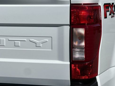 Certified 2022 Ford F250 XLT w/ XLT Value Package AWD/4WD image 23