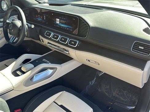 Used 2025 Mercedes-Benz GLE 53 AMG GLE 53 AMG image 29